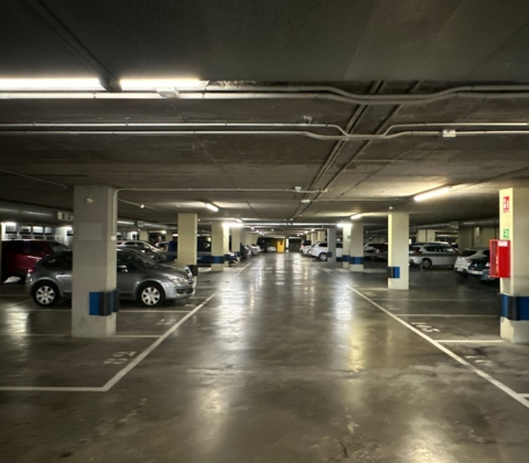 Alumbrado LED aparcamientos