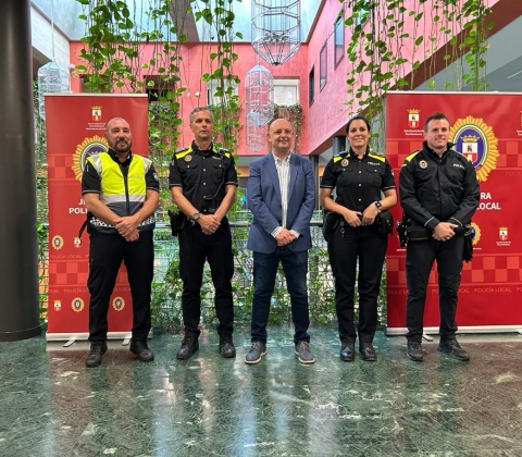 UNIFORMES POLI LOCAL