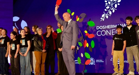 DOS HERMANAS CONECTA 01